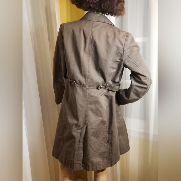 H&M Brown Button-Up Jacket - Picture 5 of 10